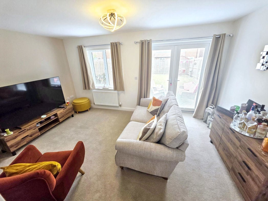 Property image 4 of 26