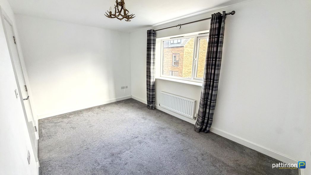Property image 10 of 26