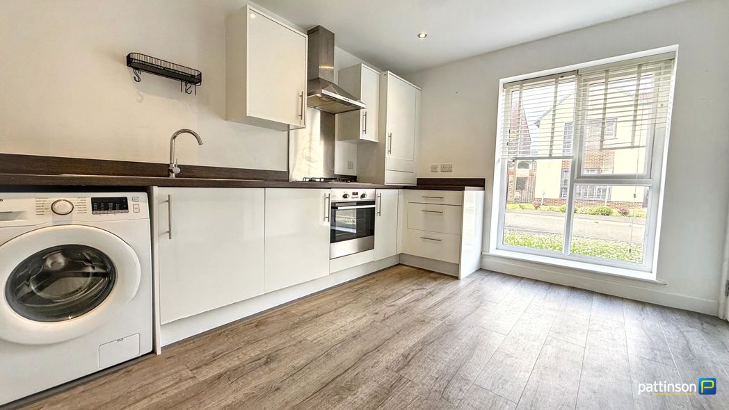 Property image 3 of 26