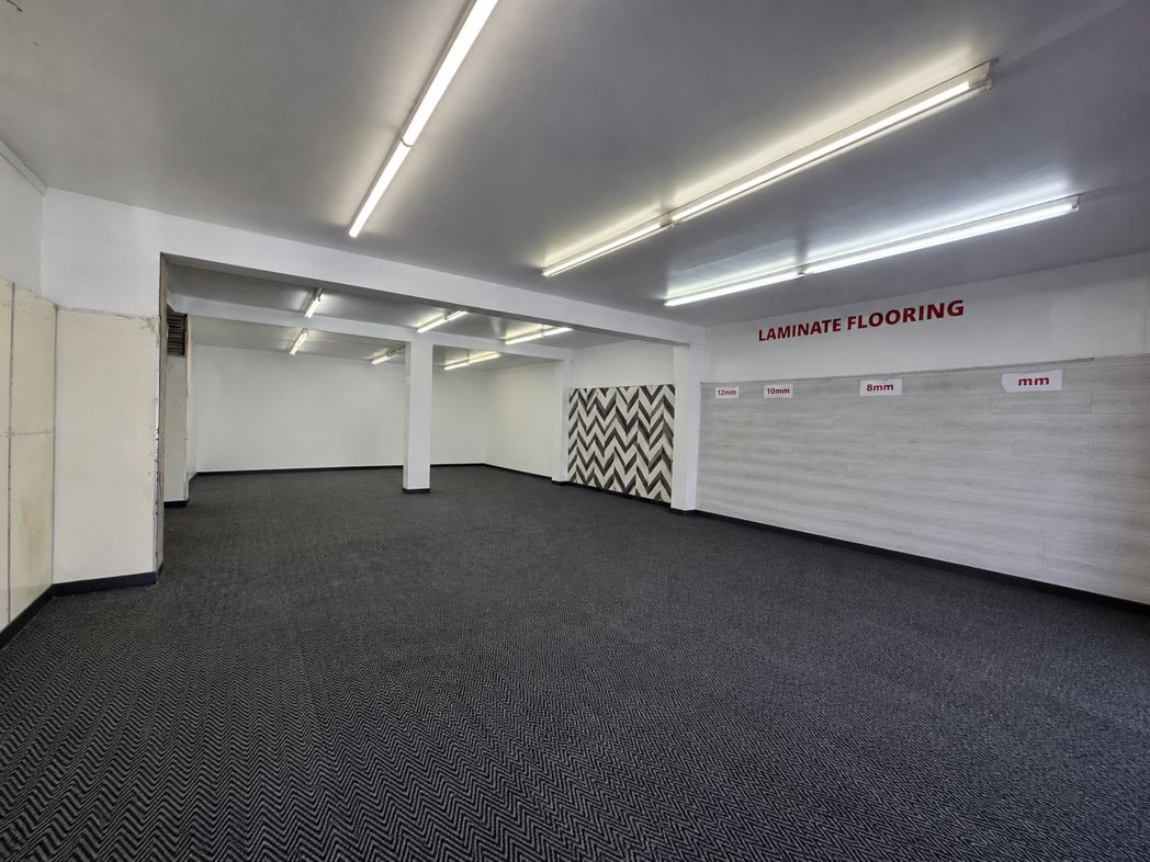 Property image 4 of 17
