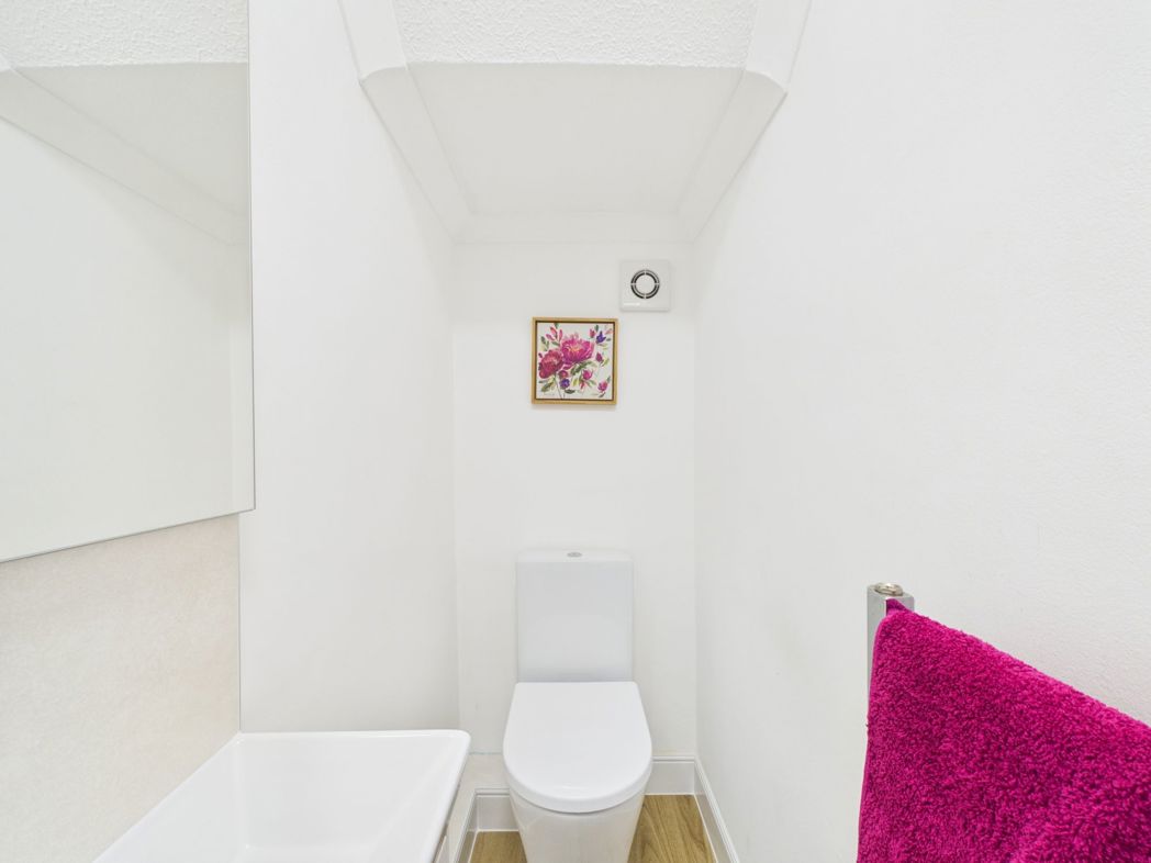 Property image 14 of 24
