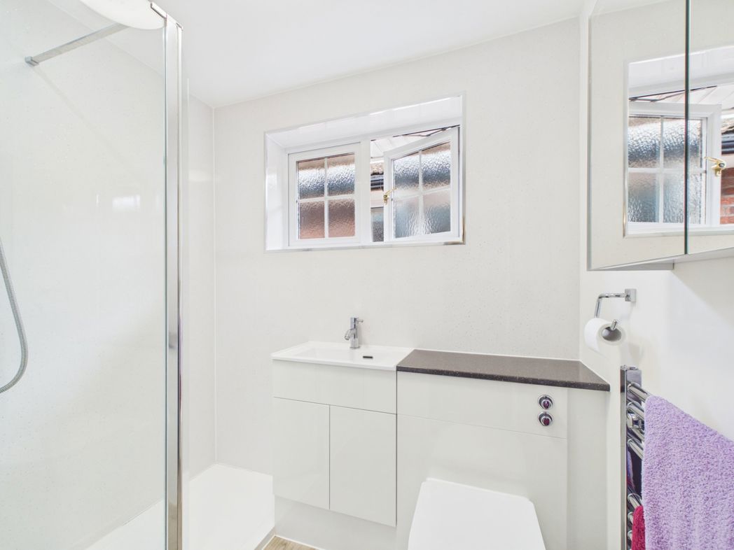 Property image 13 of 24