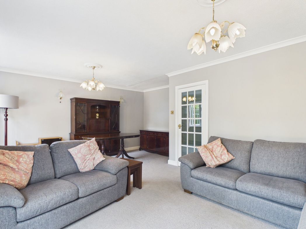 Property image 4 of 24