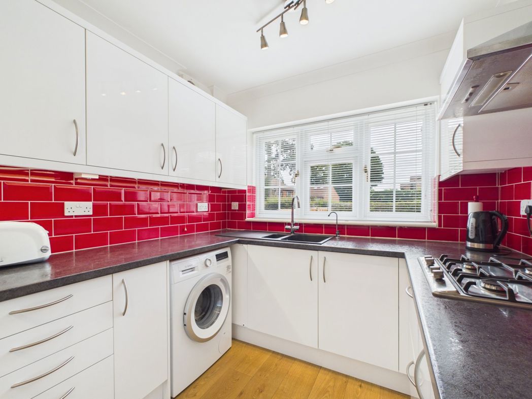 Property image 27 of 64