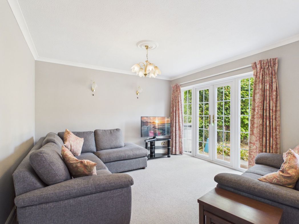 Property image 28 of 64