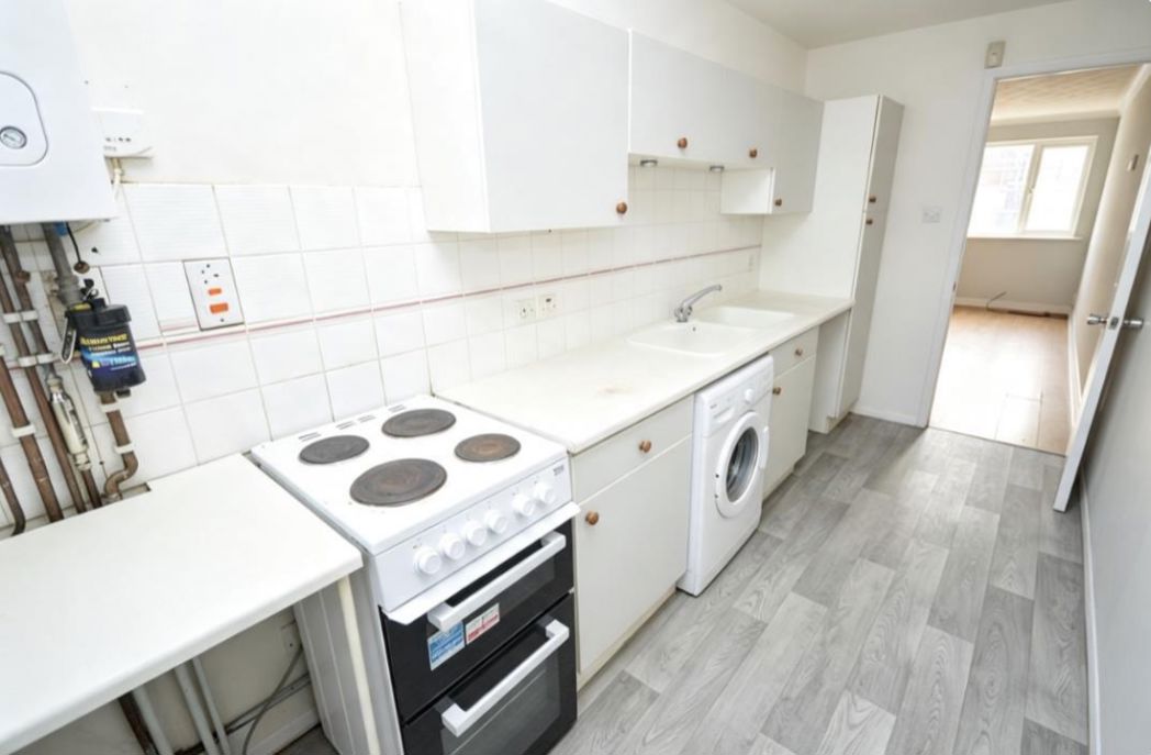 Property image 2 of 7