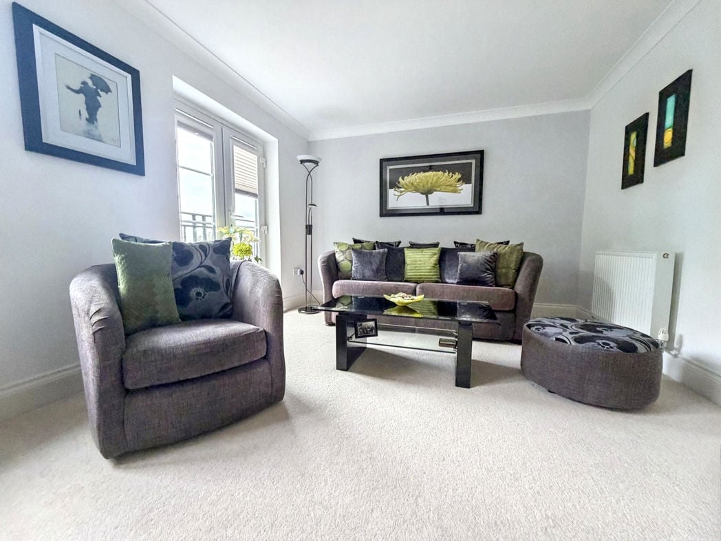 Property image 11 of 29