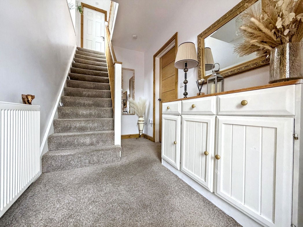 Entrance/Porch