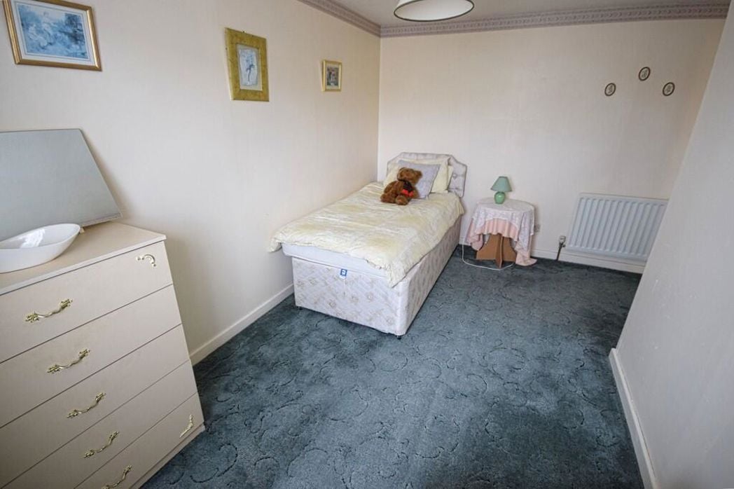 Property image 10 of 15