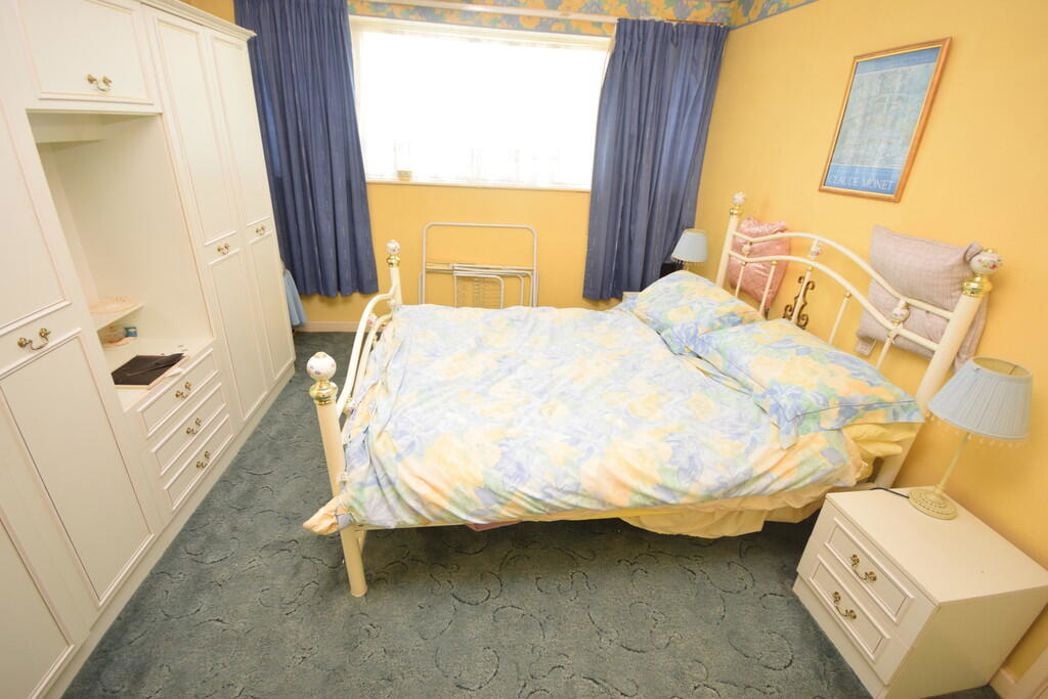 Property image 8 of 15