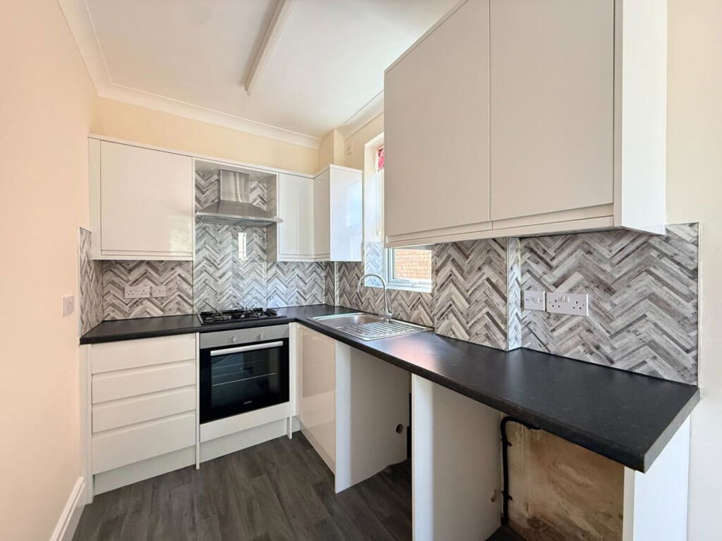 Property image 2 of 17