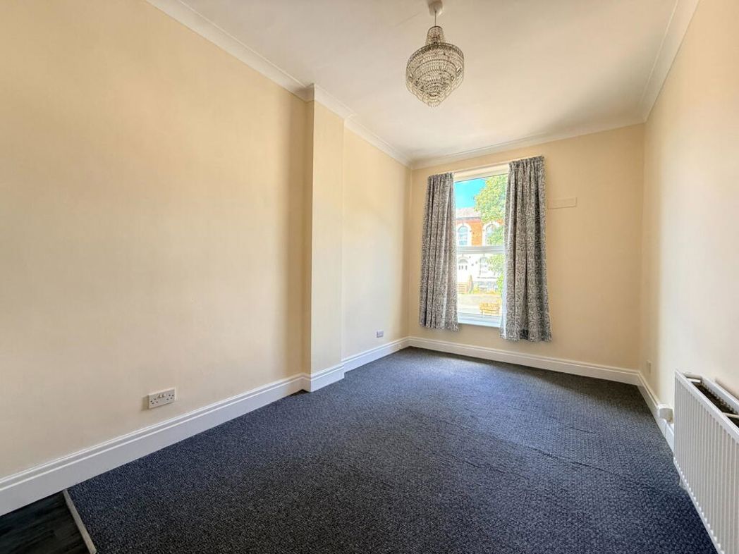 Property image 3 of 17