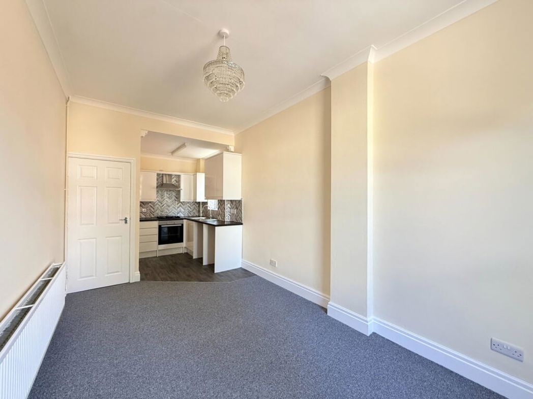 Property image 5 of 17