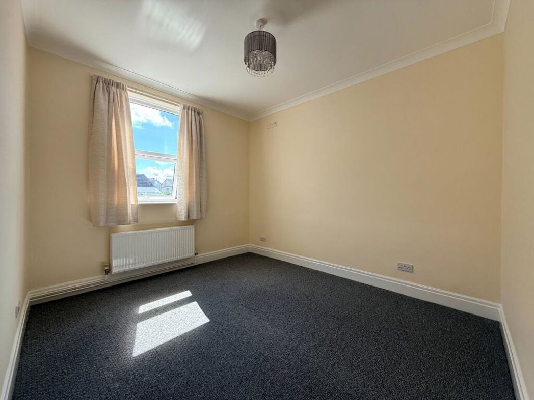 Property image 7 of 17