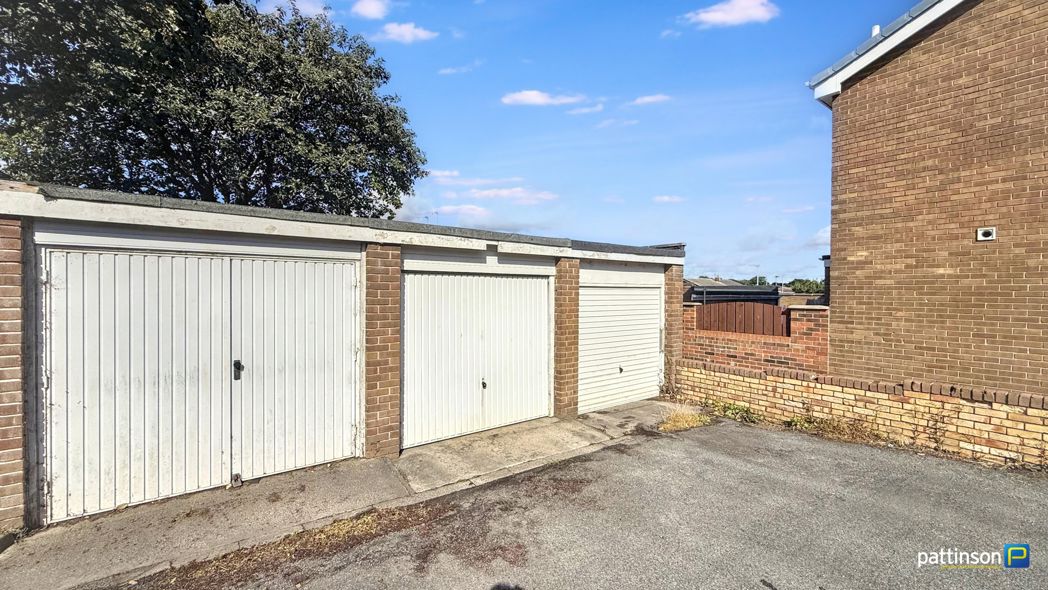 Property image 22 of 28