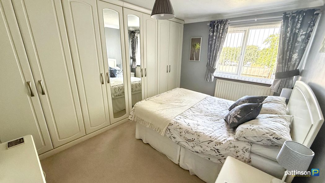 Property image 11 of 28