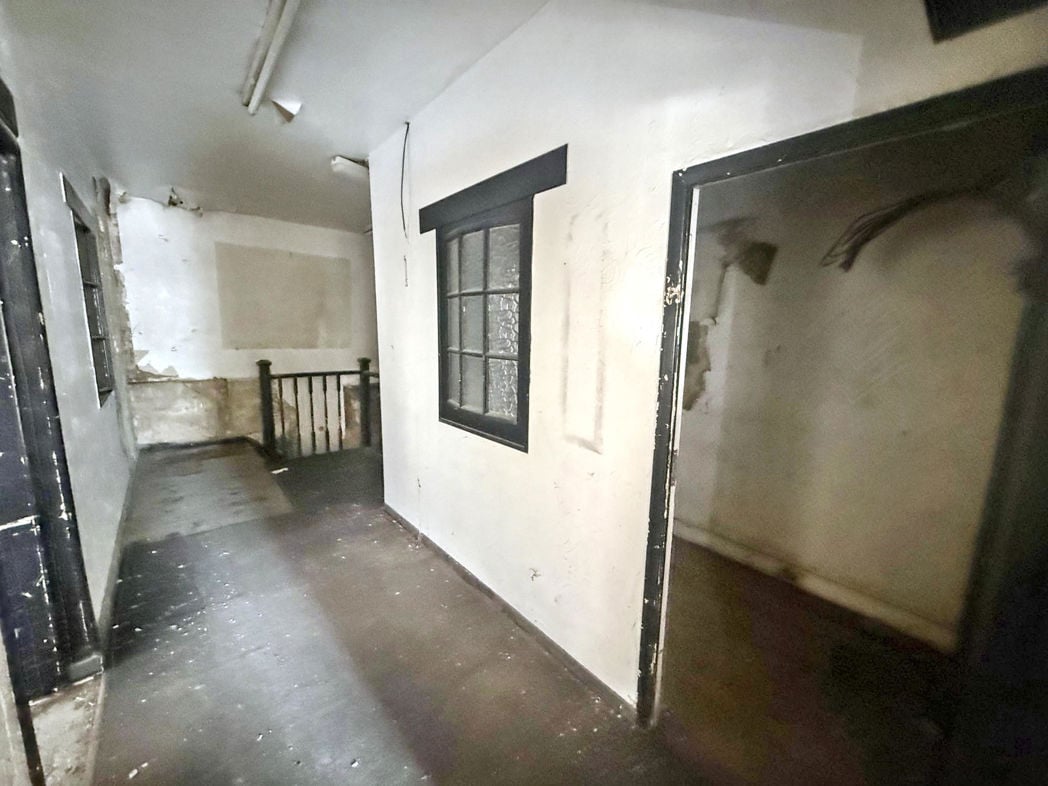 Property 16