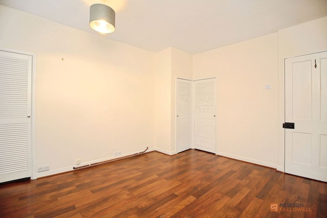 Property image 29 of 36