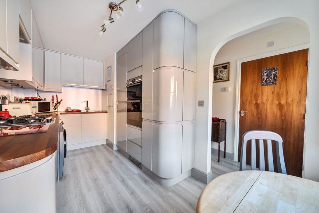 Property image 2 of 15