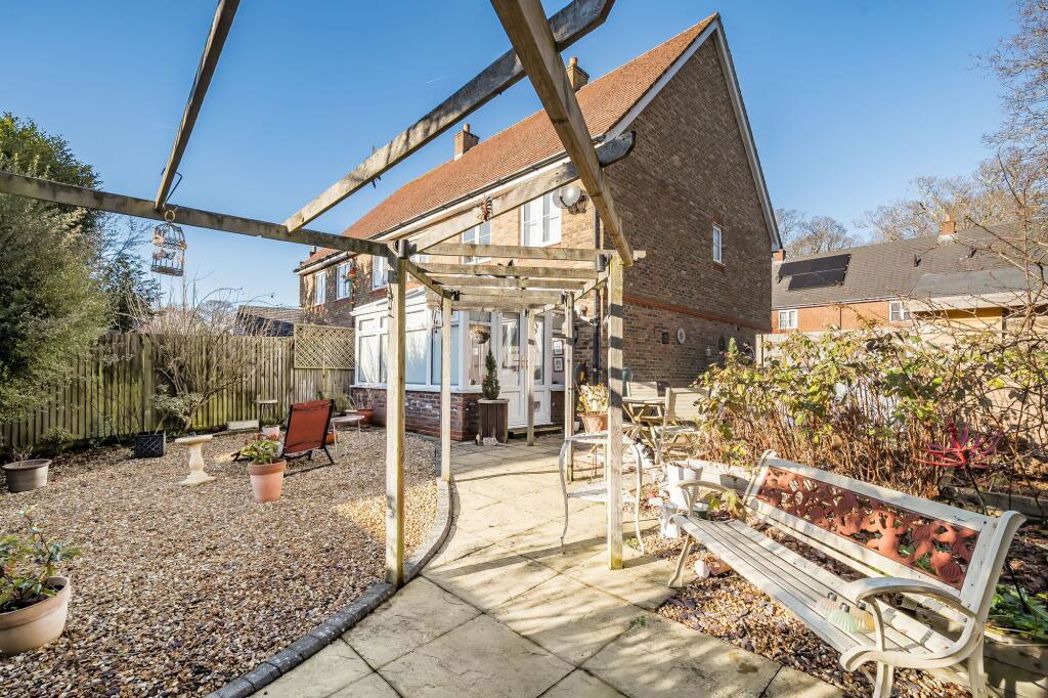 Property image 4 of 15