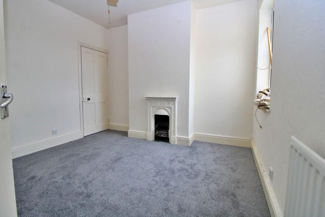 Property image 9 of 12