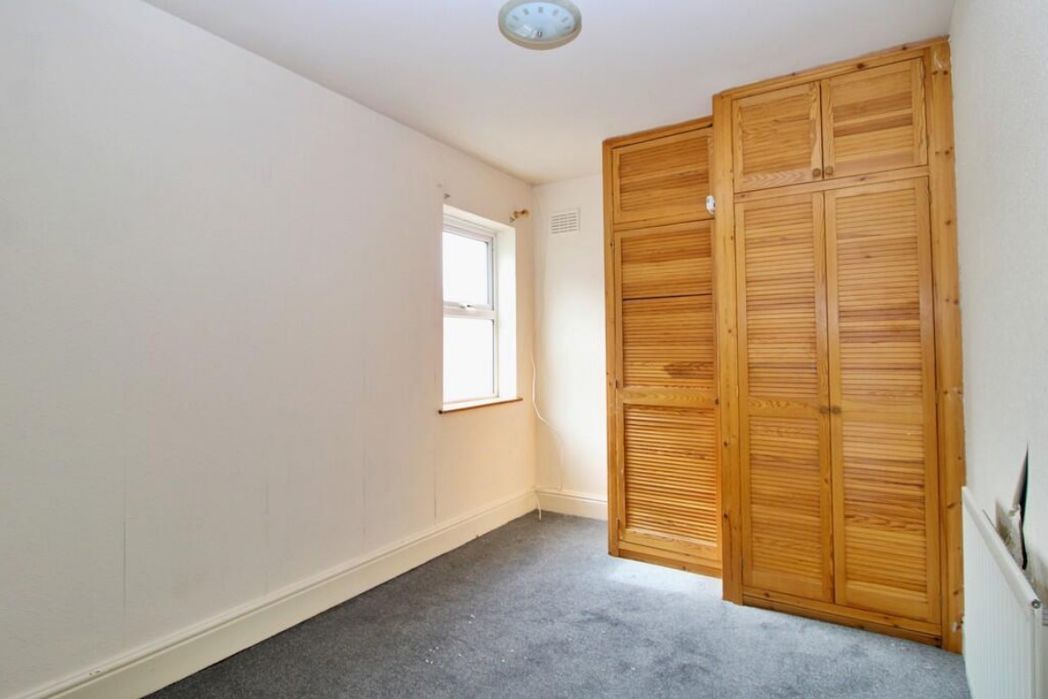 Property image 10 of 12