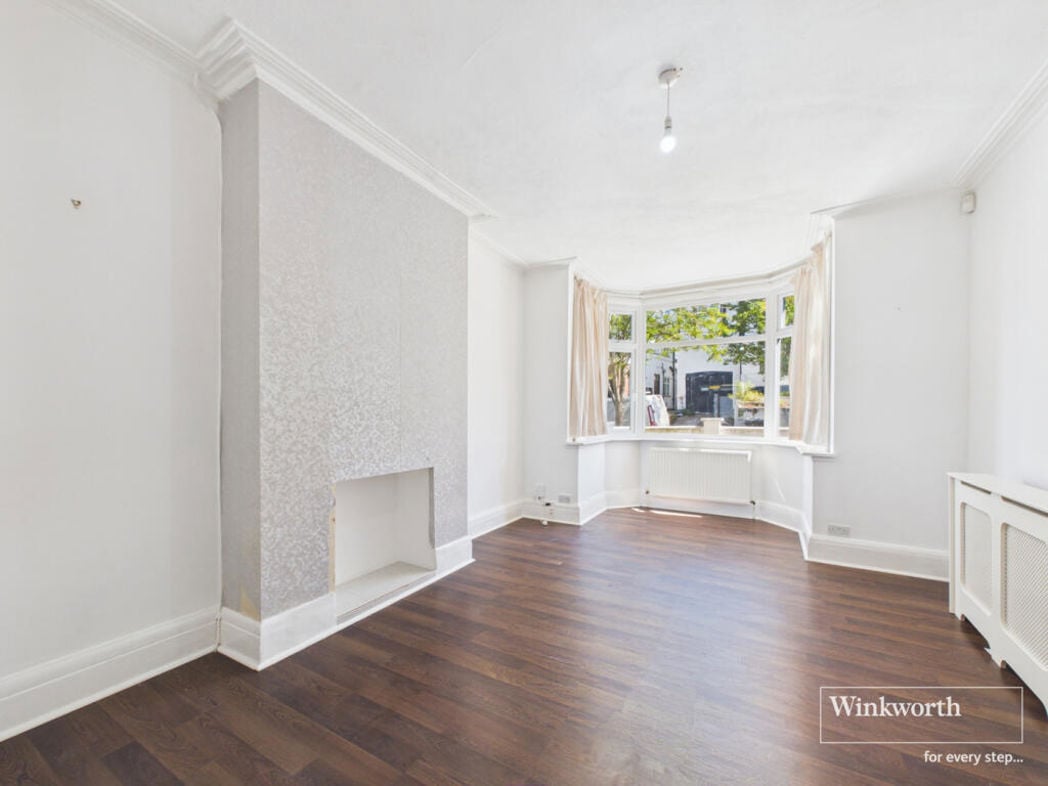 Property image 10 of 11