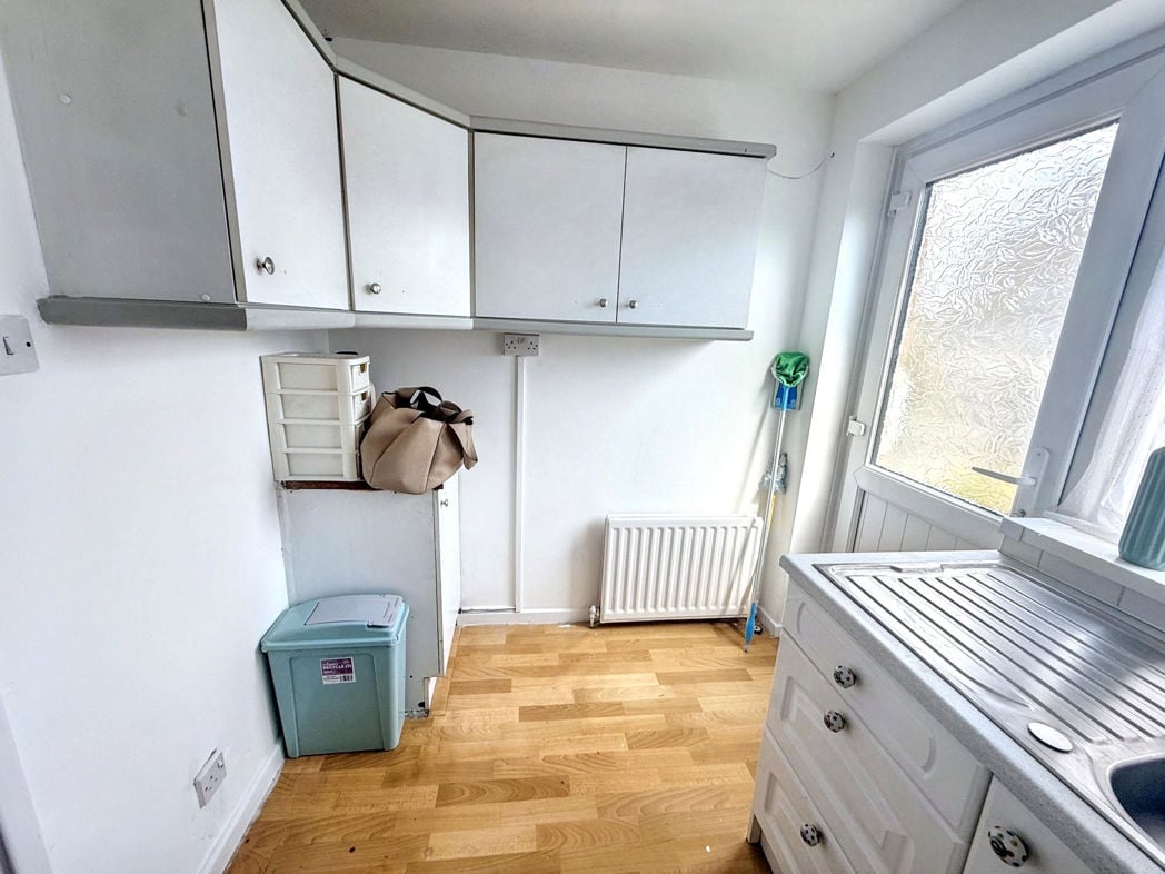 Property image 5 of 12