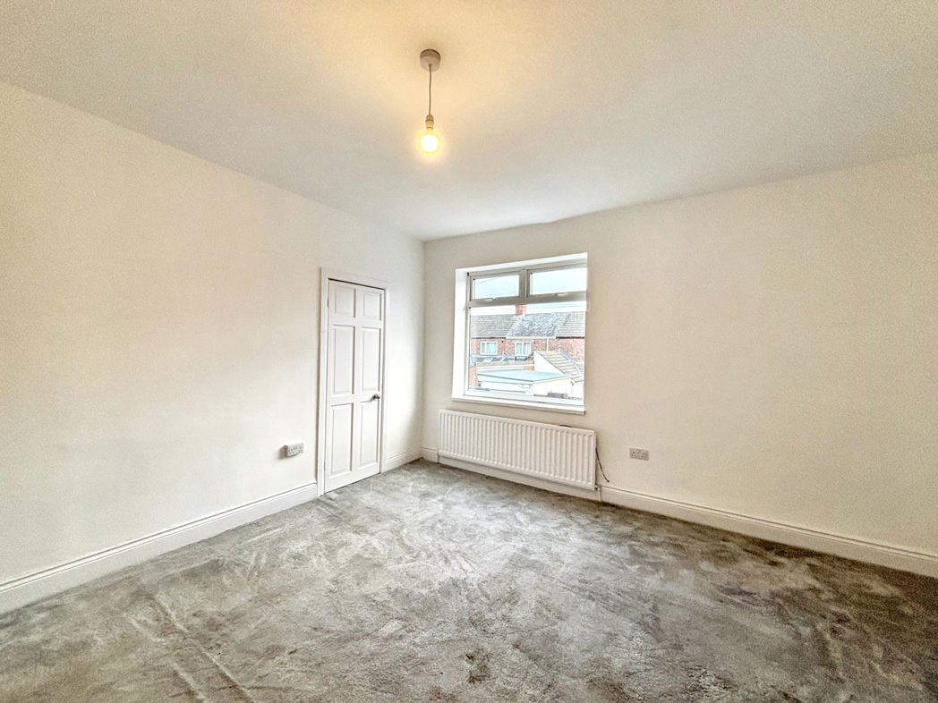 Property image 10 of 15