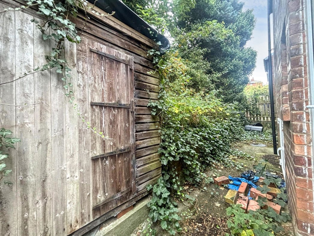 Property image 7 of 7