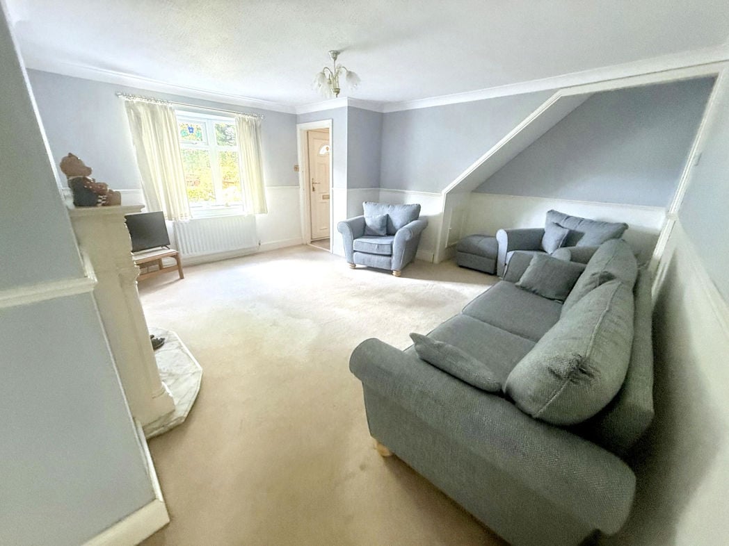 Property image 6 of 12