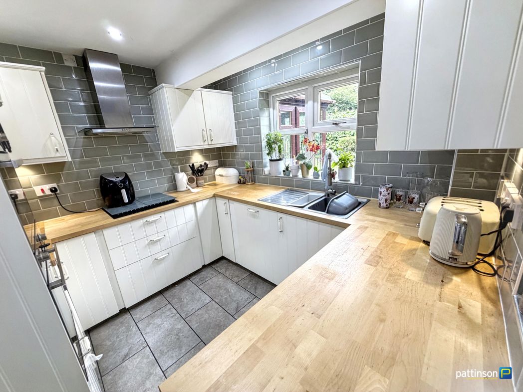 Property image 2 of 23