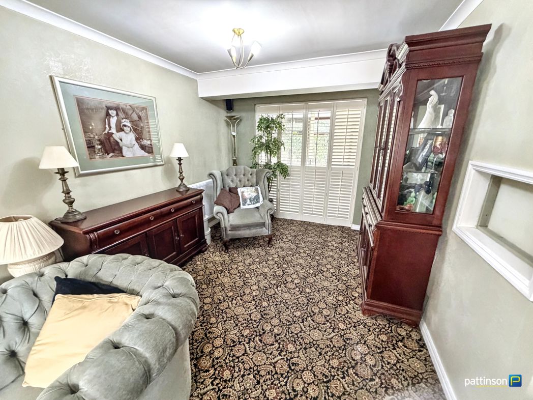 Property image 10 of 23