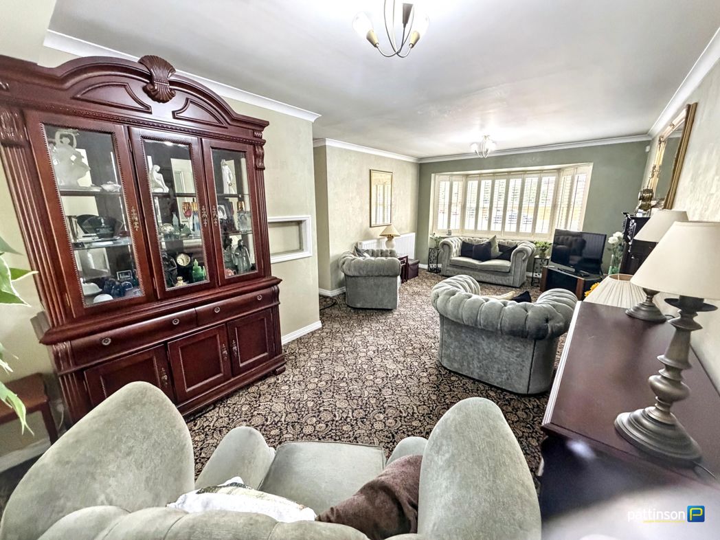 Property image 11 of 23
