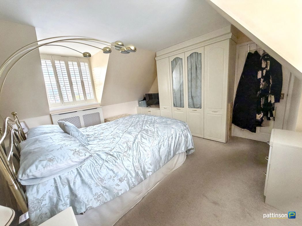 Property image 13 of 23