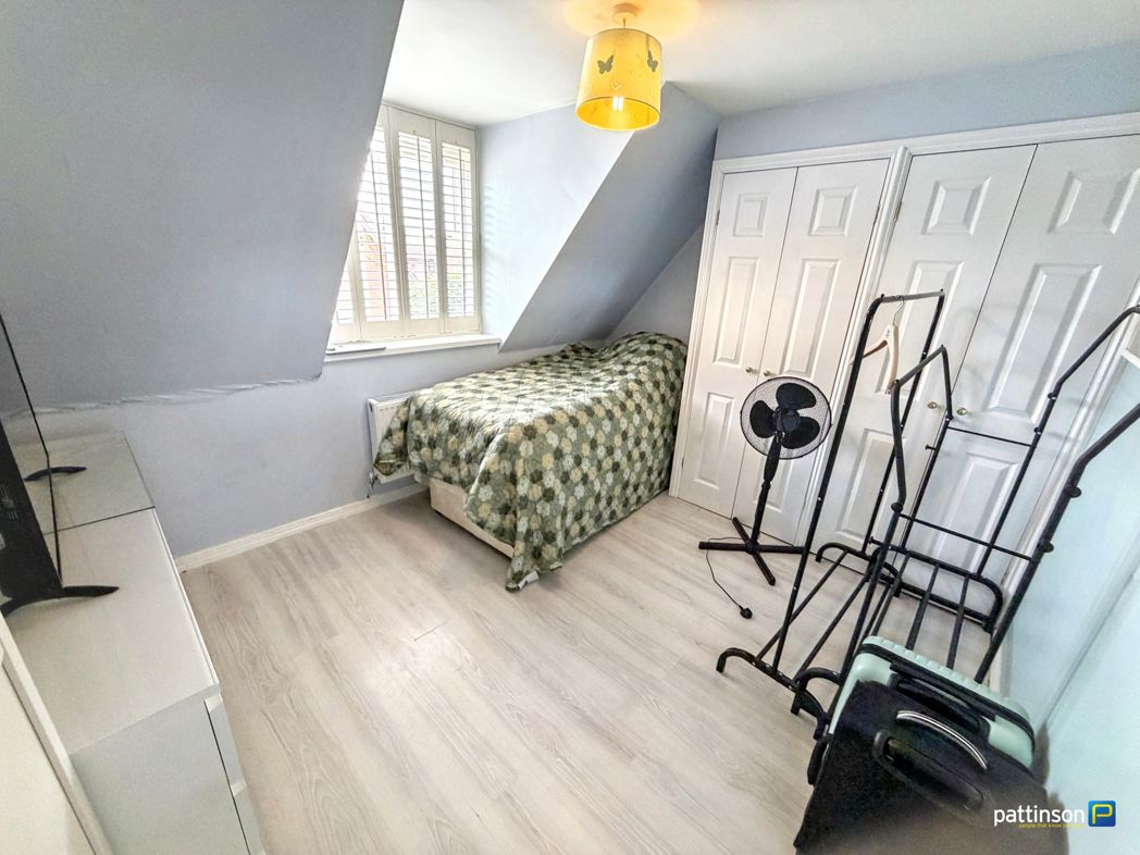 Property image 15 of 23