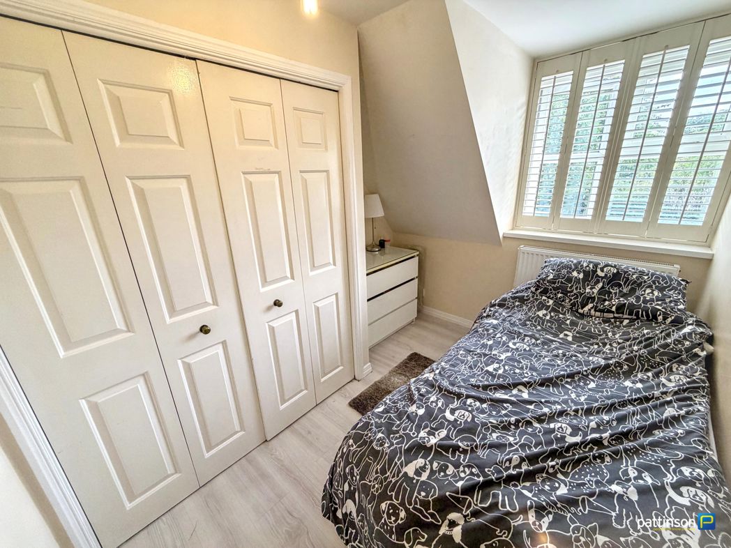 Property image 17 of 23