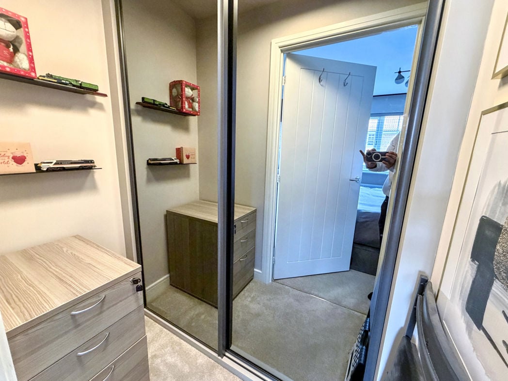 Walk in wardrobes