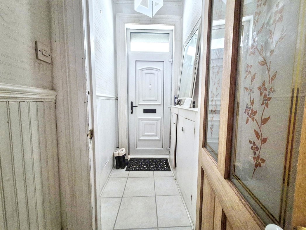 Entrance/Hallway