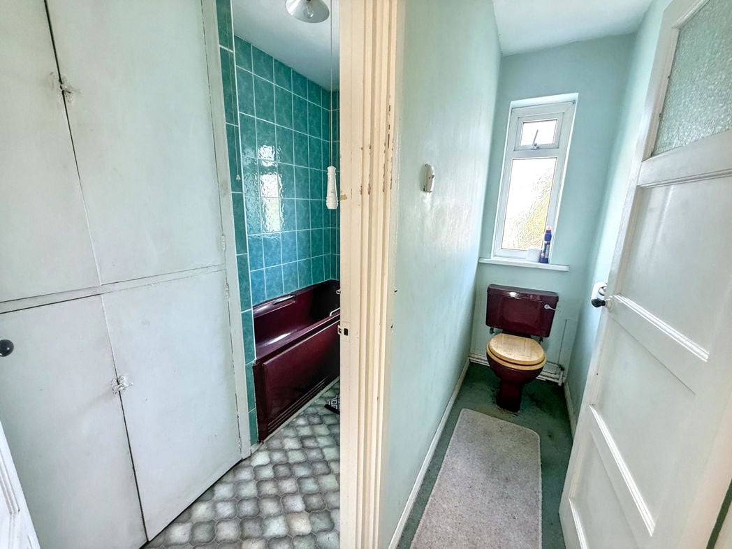 Bathroom W/C
