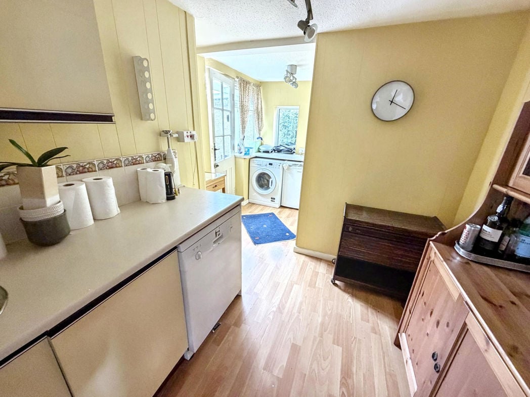 Property image 7 of 17