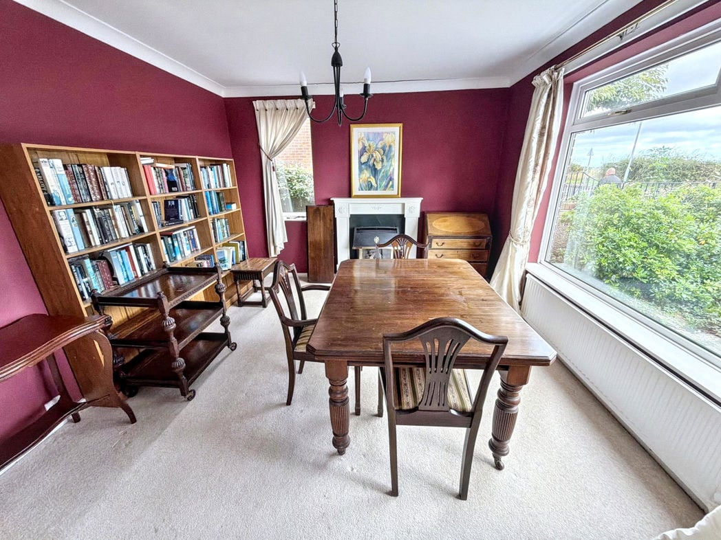 Property image 14 of 17