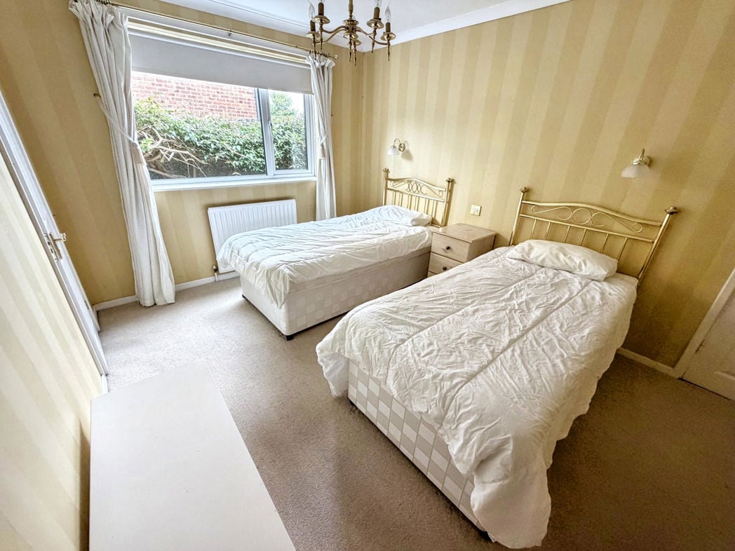 Property image 15 of 17