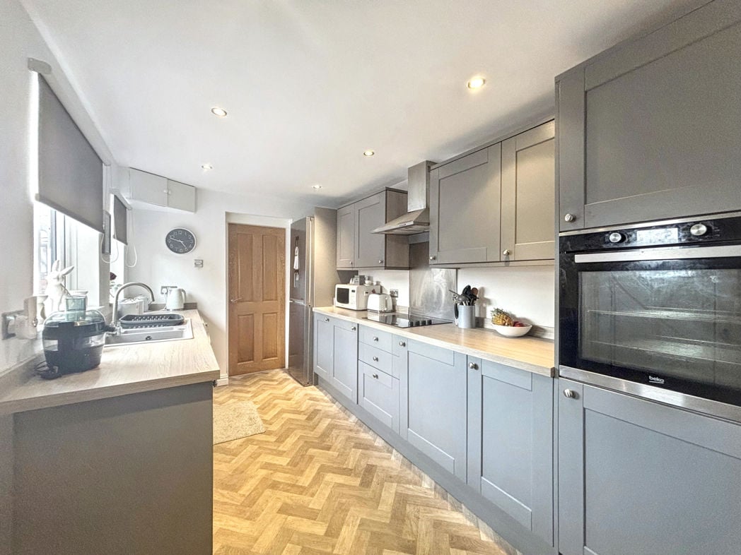 Another Kitchen Image