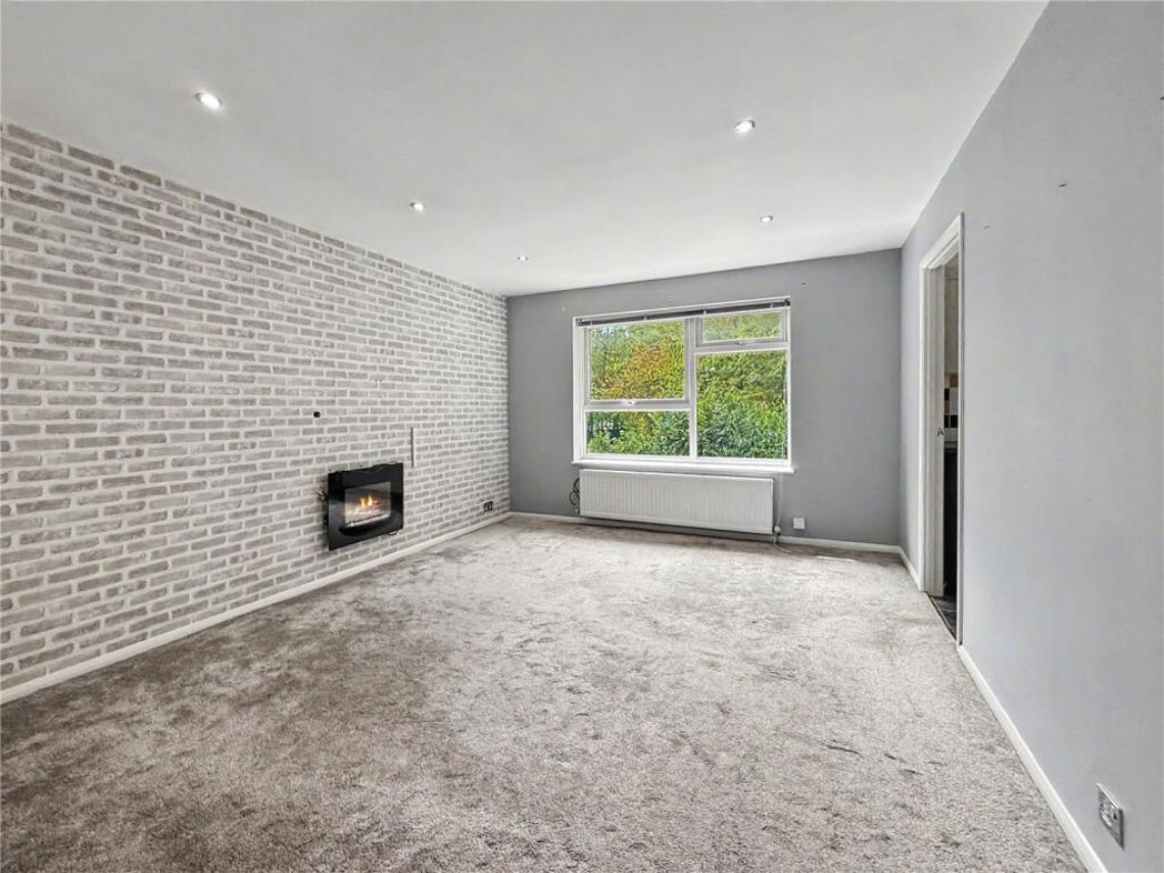 Property image 3 of 8