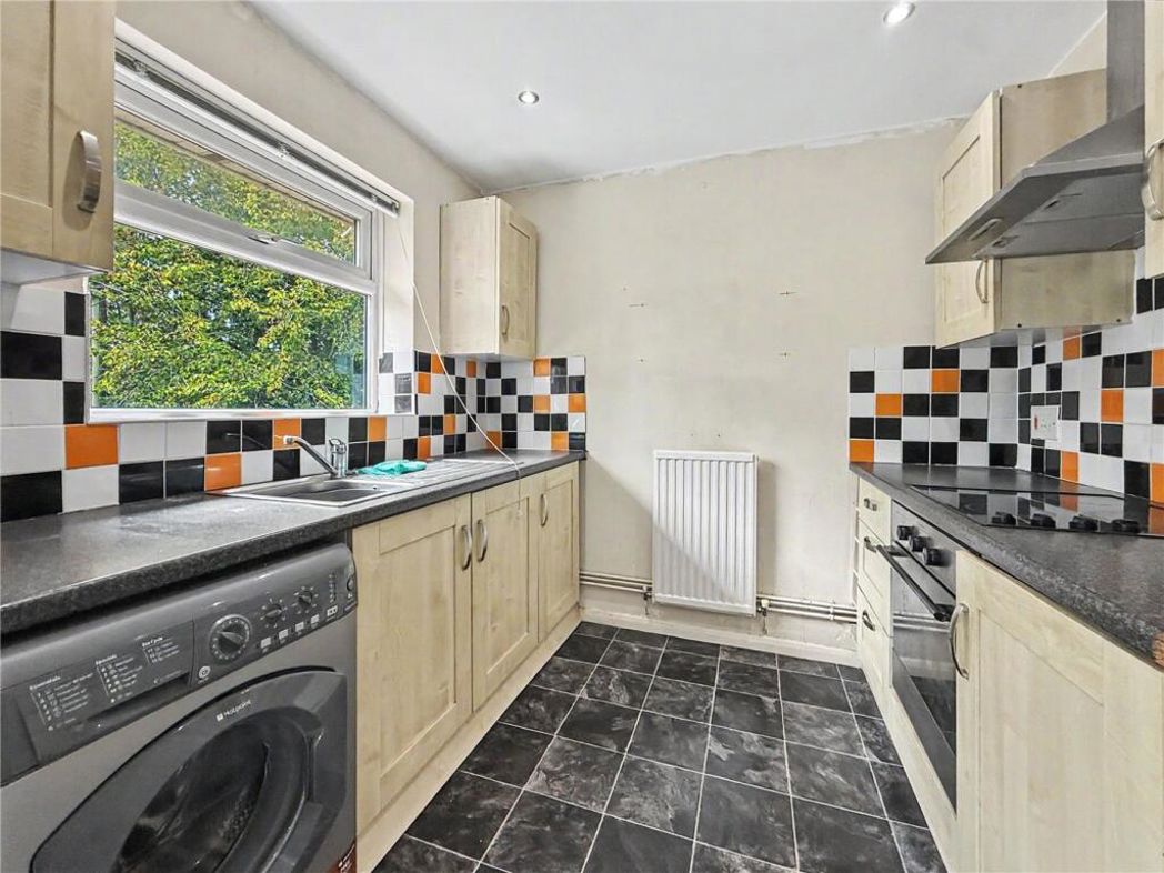 Property image 4 of 8