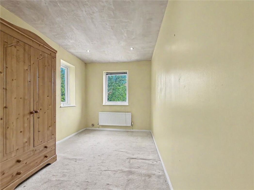 Property image 6 of 8