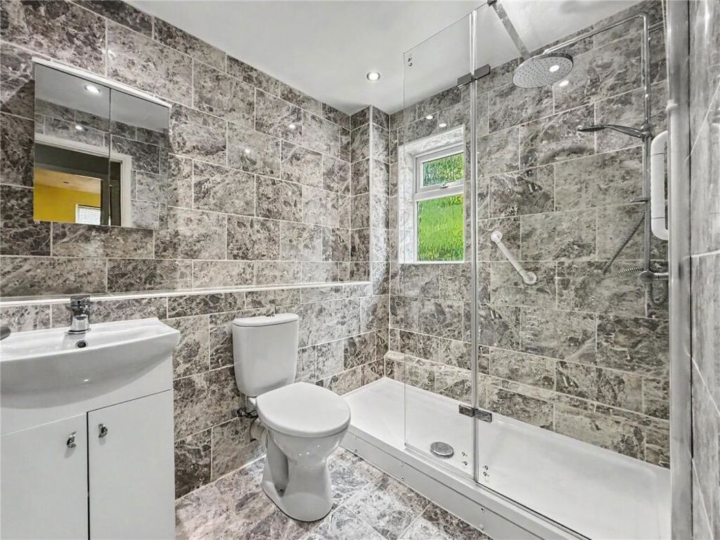 Property image 7 of 8