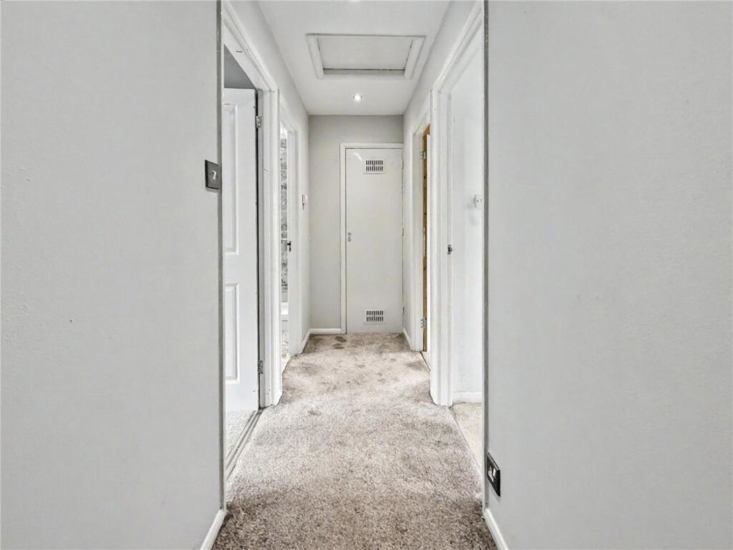 Property image 8 of 8