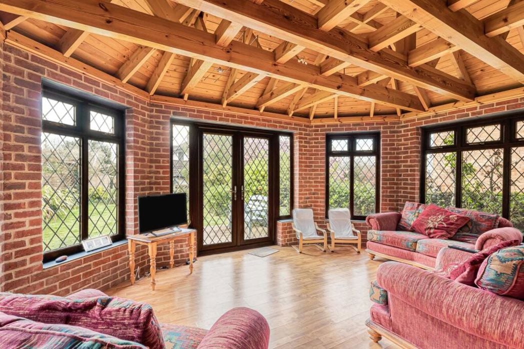 Property image 4 of 18